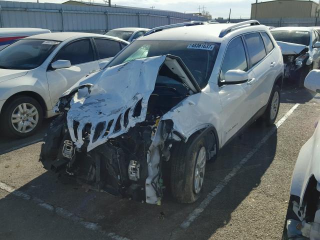 1C4PJLCB1GW126417 - 2016 JEEP CHEROKEE L WHITE photo 2