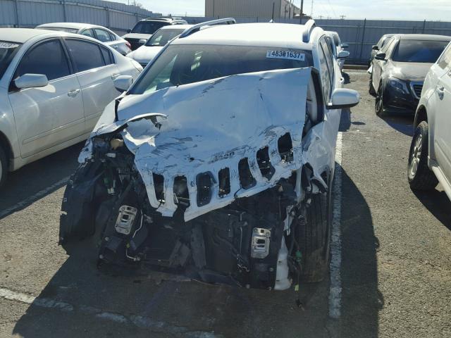 1C4PJLCB1GW126417 - 2016 JEEP CHEROKEE L WHITE photo 9