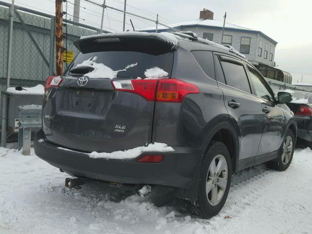 JTMRFREVXED092930 - 2014 TOYOTA RAV4 XLE GRAY photo 4