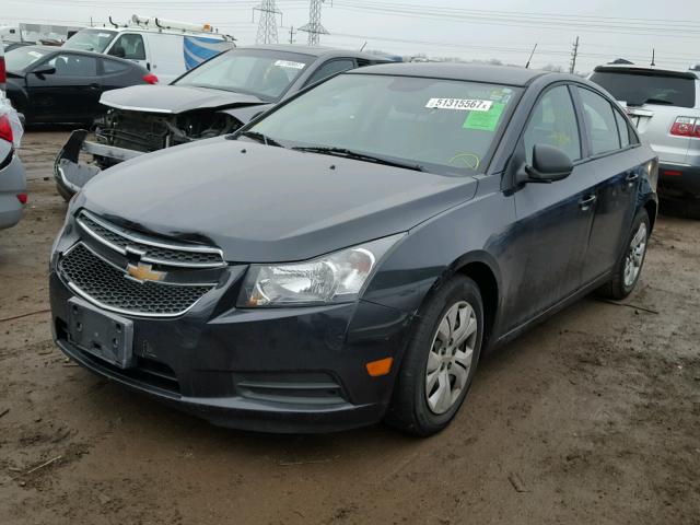 1G1PA5SH9E7289155 - 2014 CHEVROLET CRUZE LS CHARCOAL photo 2