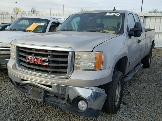 1GTHK296X7E602577 - 2007 GMC SIERRA K25 SILVER photo 2