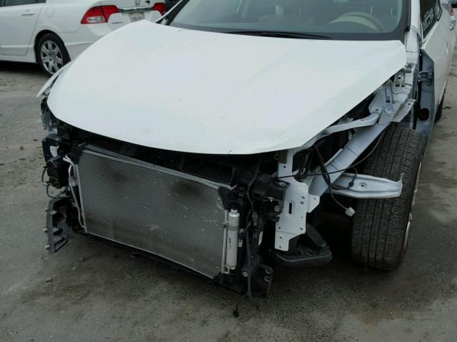 1N4AL3AP3GN342019 - 2016 NISSAN ALTIMA 2.5 WHITE photo 9