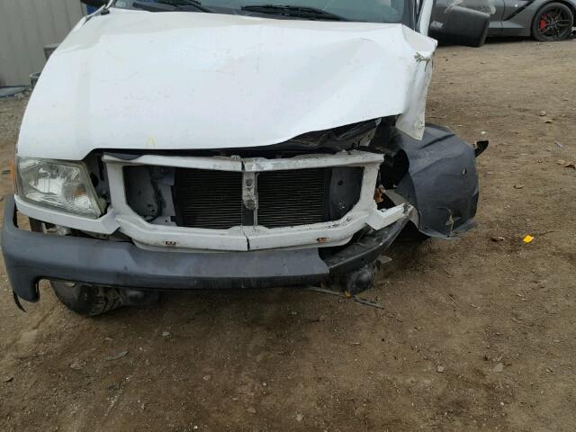 1FTKR1AD5APA72181 - 2010 FORD RANGER WHITE photo 10