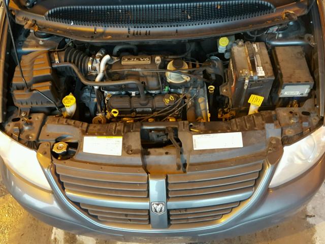 1D4GP45R45B229630 - 2005 DODGE CARAVAN SX GRAY photo 7