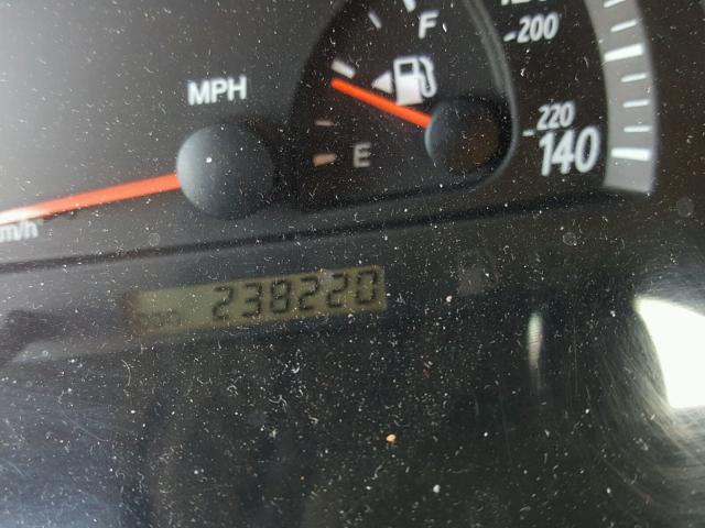 4T1BE30K64U292485 - 2004 TOYOTA CAMRY LE 金色 照片 8