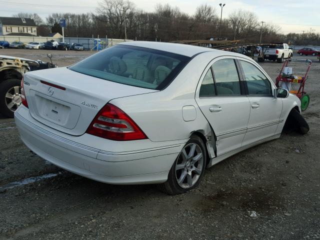 WDBRF92H47F924489 - 2007 MERCEDES-BENZ C 280 4MAT WHITE photo 4