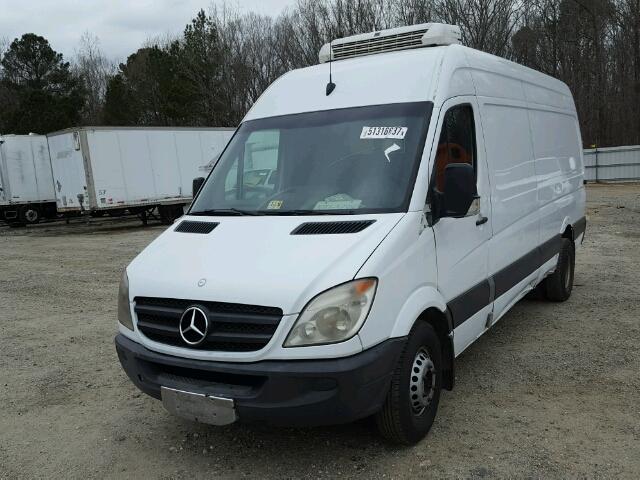 WD3PF4CC4B5504156 - 2011 MERCEDES-BENZ SPRINTER 3 WHITE photo 2