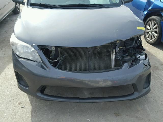 2T1BU4EE4DC113499 - 2013 TOYOTA COROLLA BA GRAY photo 9