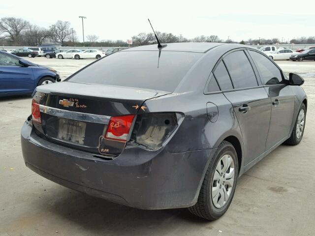 1G1PA5SH6E7114152 - 2014 CHEVROLET CRUZE LS GRAY photo 4