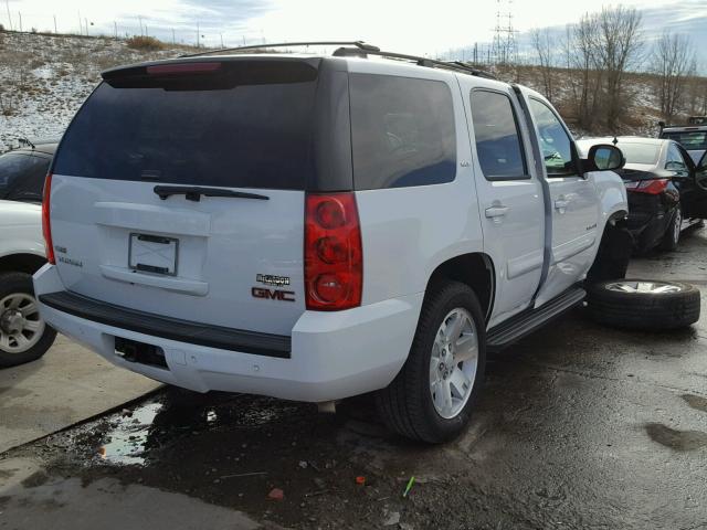 1GKFK130X8R138615 - 2008 GMC YUKON WHITE photo 4