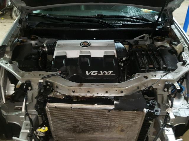 3GYFNEEY0AS642875 - 2010 CADILLAC SRX PERFOR 银色 照片 7