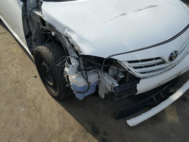 5YFBU4EEXDP171925 - 2013 TOYOTA COROLLA BA WHITE photo 9