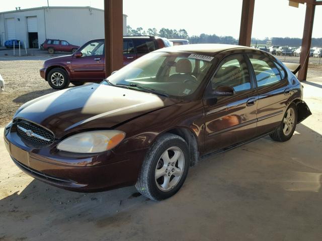 1FAFP53UX1A171552 - 2001 FORD TAURUS SE MAROON photo 2