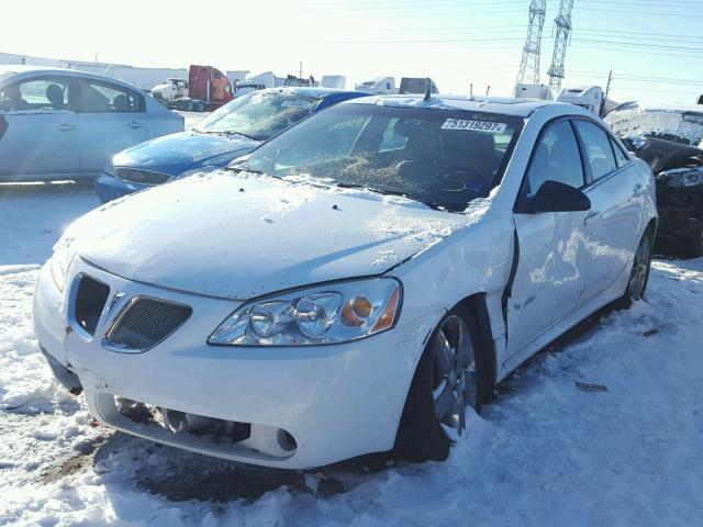 1G2ZM577394100132 - 2009 PONTIAC G6 GXP WHITE photo 2