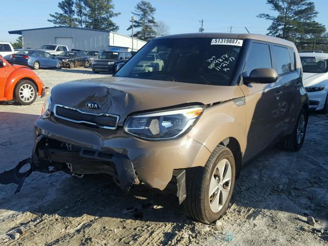 KNDJN2A29E7054817 - 2014 KIA SOUL BROWN photo 2