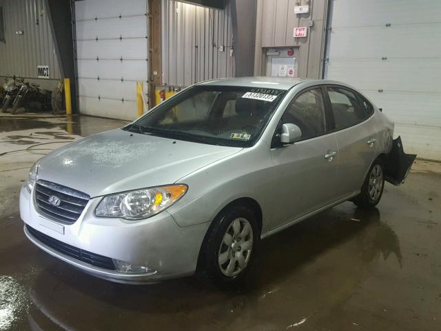 KMHDU46D28U412038 - 2008 HYUNDAI ELANTRA GL SILVER photo 2