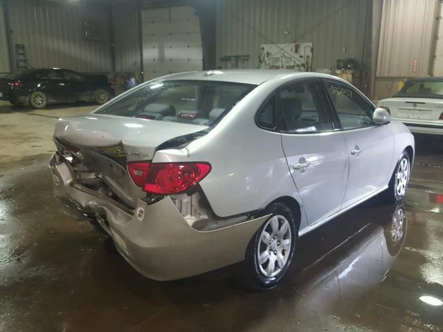 KMHDU46D28U412038 - 2008 HYUNDAI ELANTRA GL SILVER photo 4