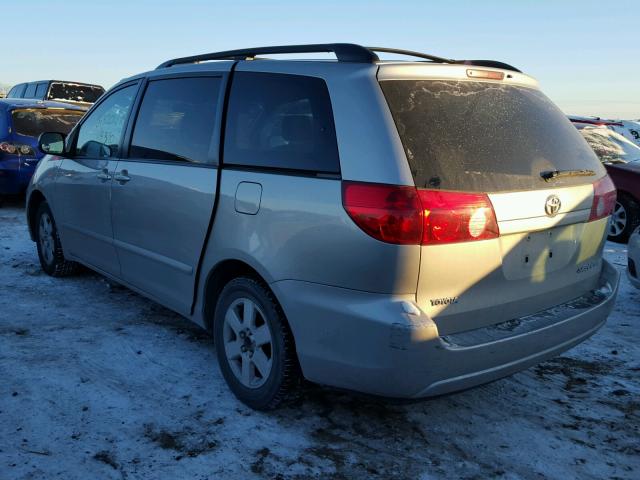 5TDZK23CX7S006141 - 2007 TOYOTA SIENNA CE SILVER photo 3