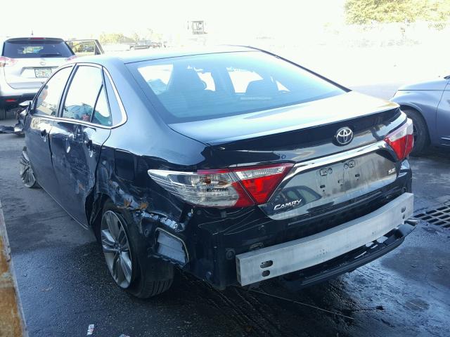 4T1BF1FK5HU366638 - 2017 TOYOTA CAMRY LE BLACK photo 3