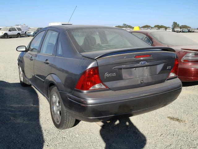 1FAFP38Z23W241172 - 2003 FORD FOCUS ZTS GRAY photo 3