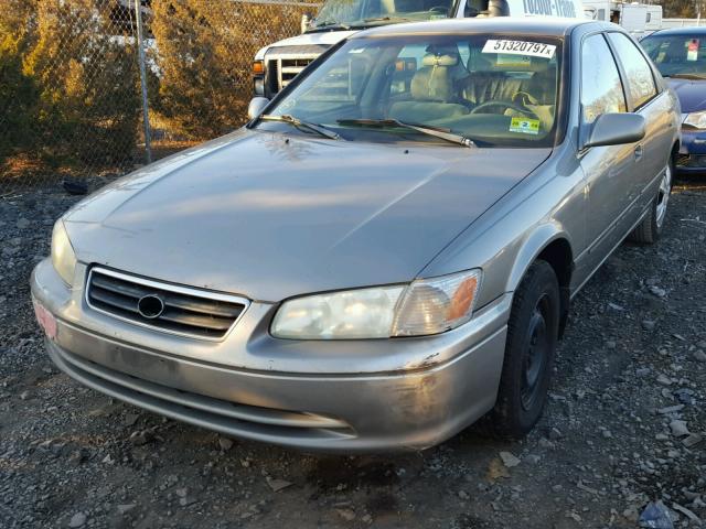 4T1BG22K01U059294 - 2001 TOYOTA CAMRY CE TAN photo 2