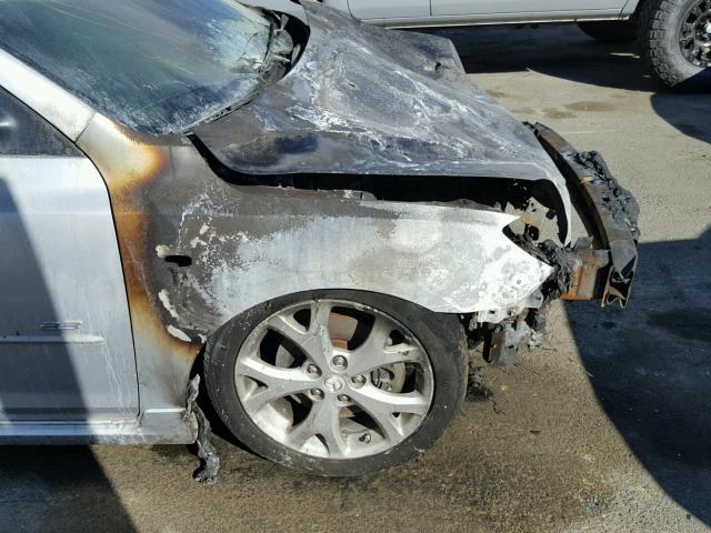 JM1BK344671772962 - 2007 MAZDA 3 HATCHBAC SILVER photo 9