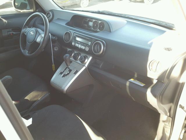 JTLKE50E381019977 - 2008 TOYOTA SCION XB 白色 照片 5