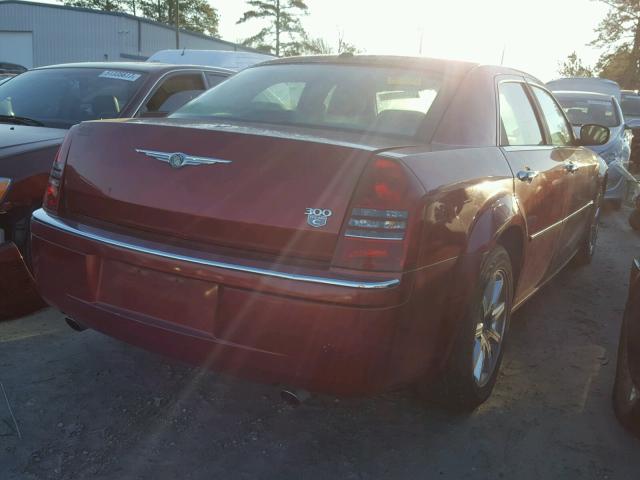 2C3KA63H77H657978 - 2007 CHRYSLER 300C RED photo 4