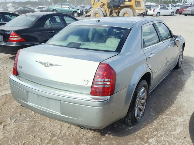 2C3KA63HX6H289441 - 2006 CHRYSLER 300C GRAY photo 4