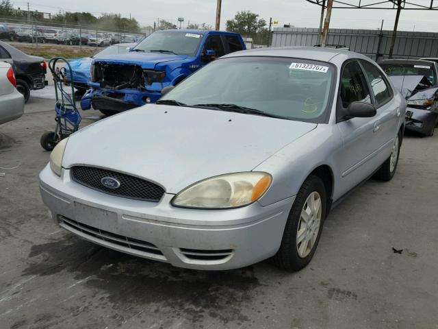 1FAFP53UX6A128241 - 2006 FORD TAURUS SE SILVER photo 2