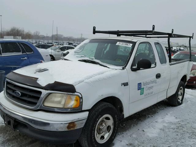 1FTZX1725YNB18950 - 2000 FORD F150 WHITE photo 2