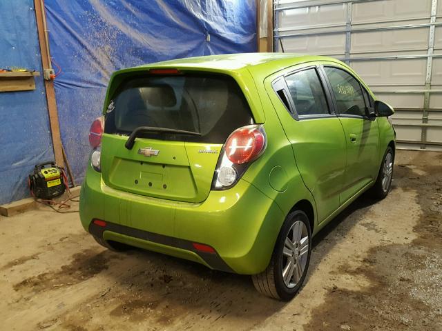 KL8CB6S90EC489777 - 2014 CHEVROLET SPARK LS GREEN photo 4