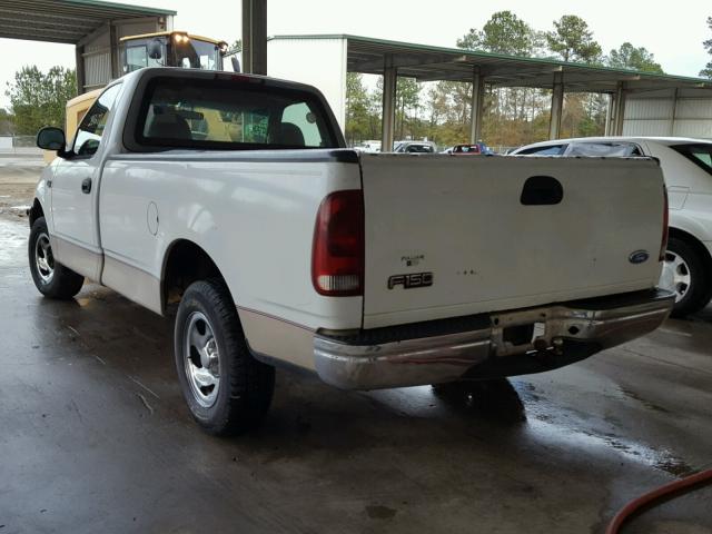 1FTDF1724VNC00015 - 1997 FORD F150 WHITE photo 3