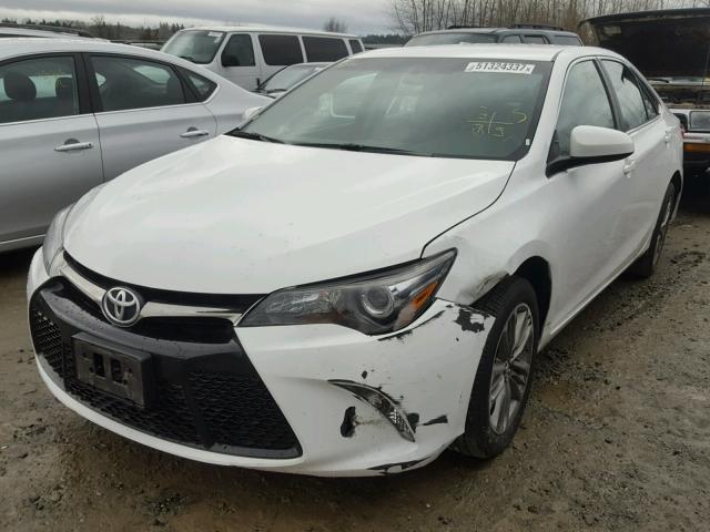 4T1BF1FK3HU748585 - 2017 TOYOTA CAMRY LE თეთრი ფოტო 2