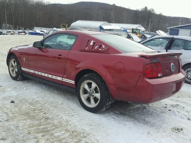 1ZVFT80N375370784 - 2007 FORD MUSTANG RED photo 3