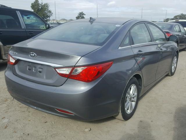 5NPEB4AC4CH423770 - 2012 HYUNDAI SONATA GLS GRAY photo 4