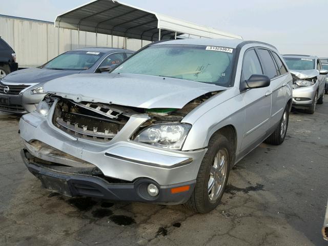 2C8GF68424R181359 - 2004 CHRYSLER PACIFICA SILVER photo 2