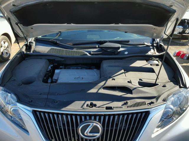 2T2BK1BA4CC140900 - 2012 LEXUS RX 350 SILVER photo 7