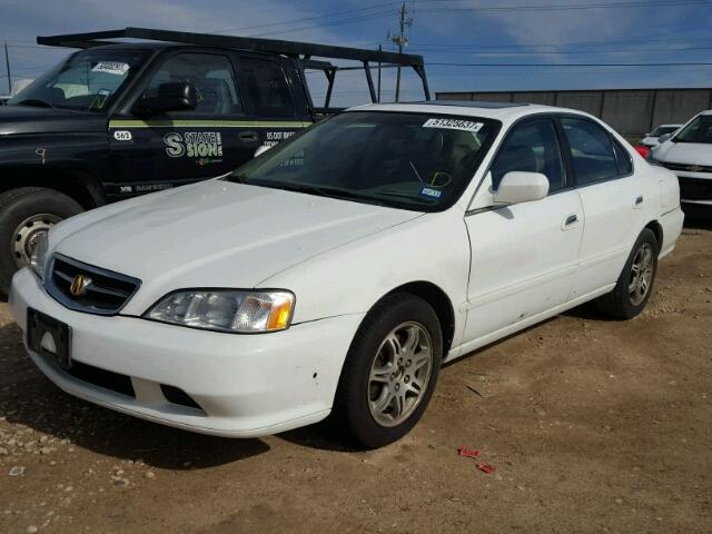 19UUA5644XA044420 - 1999 ACURA 3.2TL WHITE photo 2