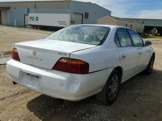 19UUA5644XA044420 - 1999 ACURA 3.2TL WHITE photo 4