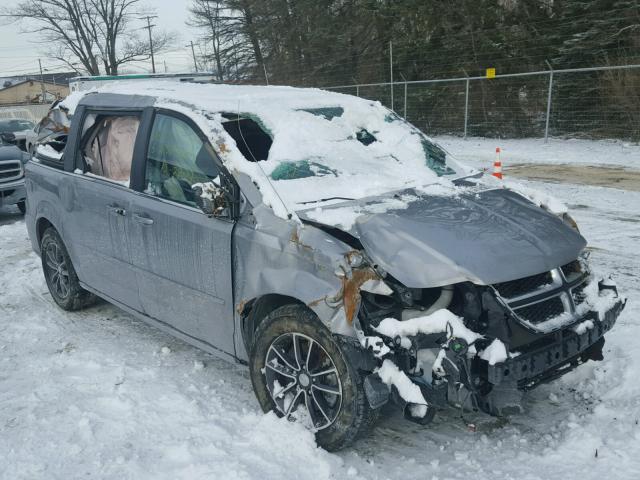 2C4RDGCGXHR557481 - 2017 DODGE GRAND CARA SILVER photo 1