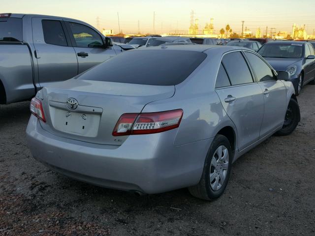 4T1BF3EK6BU161639 - 2011 TOYOTA CAMRY BASE SILVER photo 4