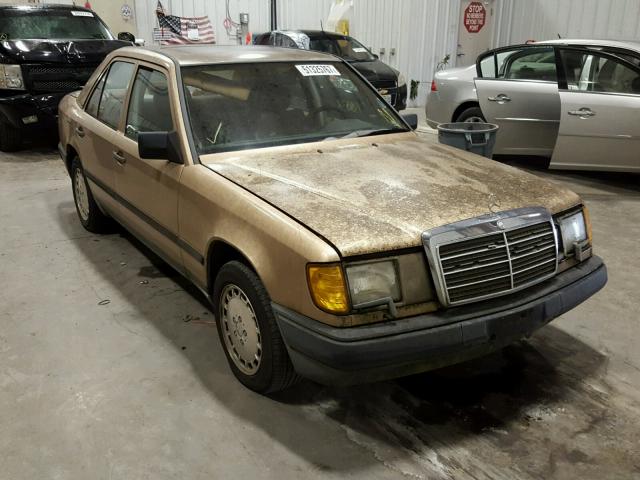 WDBEA30D6JA605822 - 1988 MERCEDES-BENZ 300 E GOLD photo 1