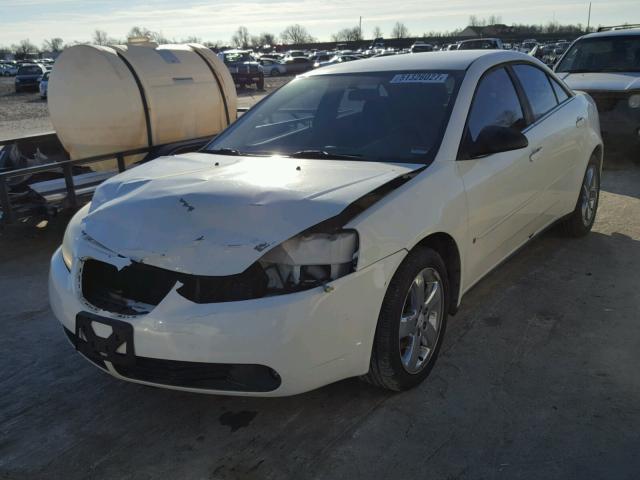 1G2ZH558564280371 - 2006 PONTIAC G6 GT WHITE photo 2