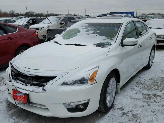 1N4AL3AP9EC198002 - 2014 NISSAN ALTIMA 2.5 WHITE photo 2