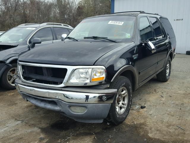 1FMRU17L8XLB27875 - 1999 FORD EXPEDITION BLACK photo 2