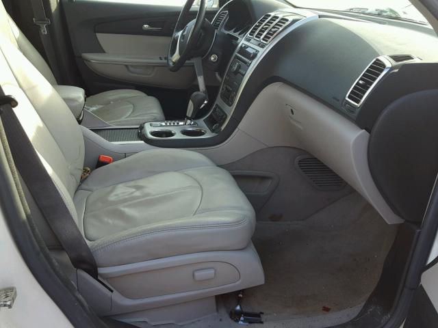 1GKER23788J271835 - 2008 GMC ACADIA SLT თეთრი ფოტო 5