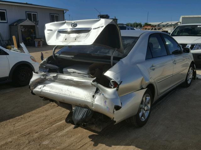 JTDBE32K663047454 - 2006 TOYOTA CAMRY LE SILVER photo 4