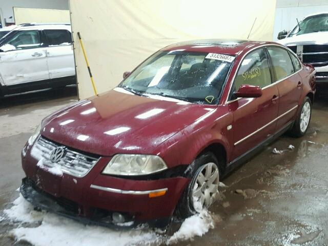 WVWRH63B72P304811 - 2002 VOLKSWAGEN PASSAT GLX MAROON photo 2