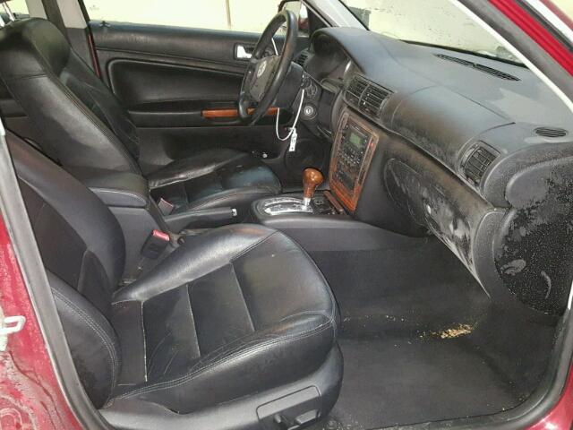 WVWRH63B72P304811 - 2002 VOLKSWAGEN PASSAT GLX MAROON photo 5